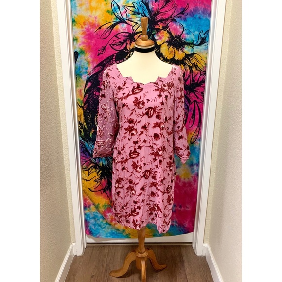 π Beautiful velvet rose tunic - Picture 2 of 11
